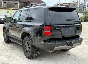 Toyota Land Cruiser Prado 2025 Black