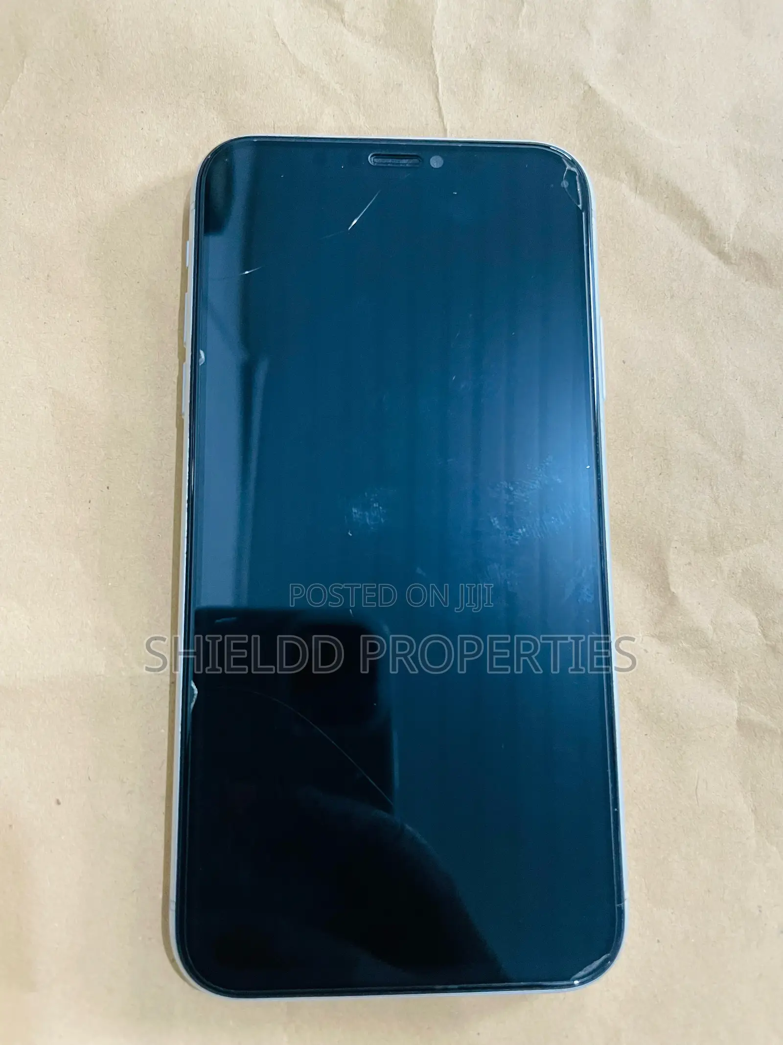 Apple iPhone XR 128 GB White