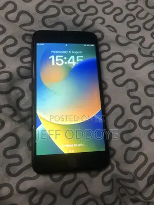 Apple iPhone 8 Plus 64 GB Black