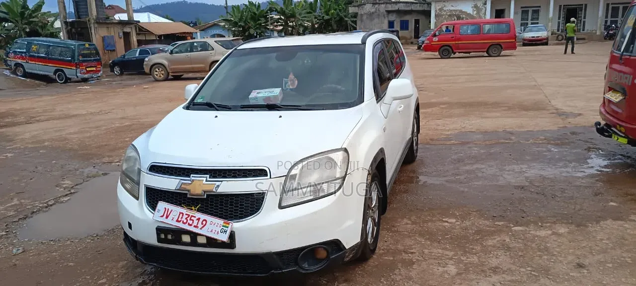 Chevrolet Orlando 2016 White