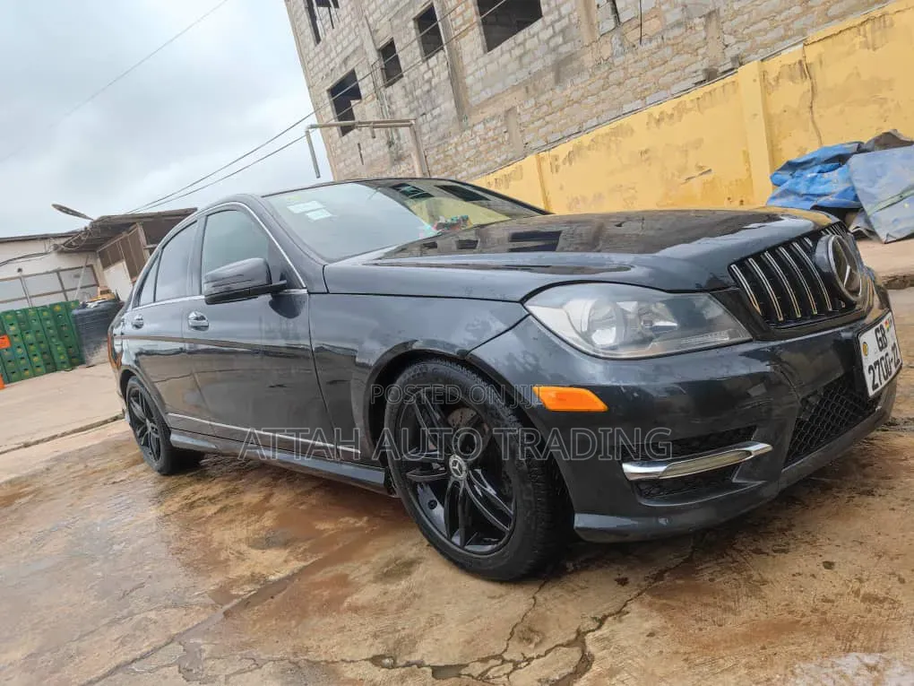 Mercedes-Benz C250 2014 Gray