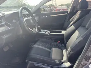 Honda Civic EX 4dr Sedan (2.0L 4cyl) 2017 Gray