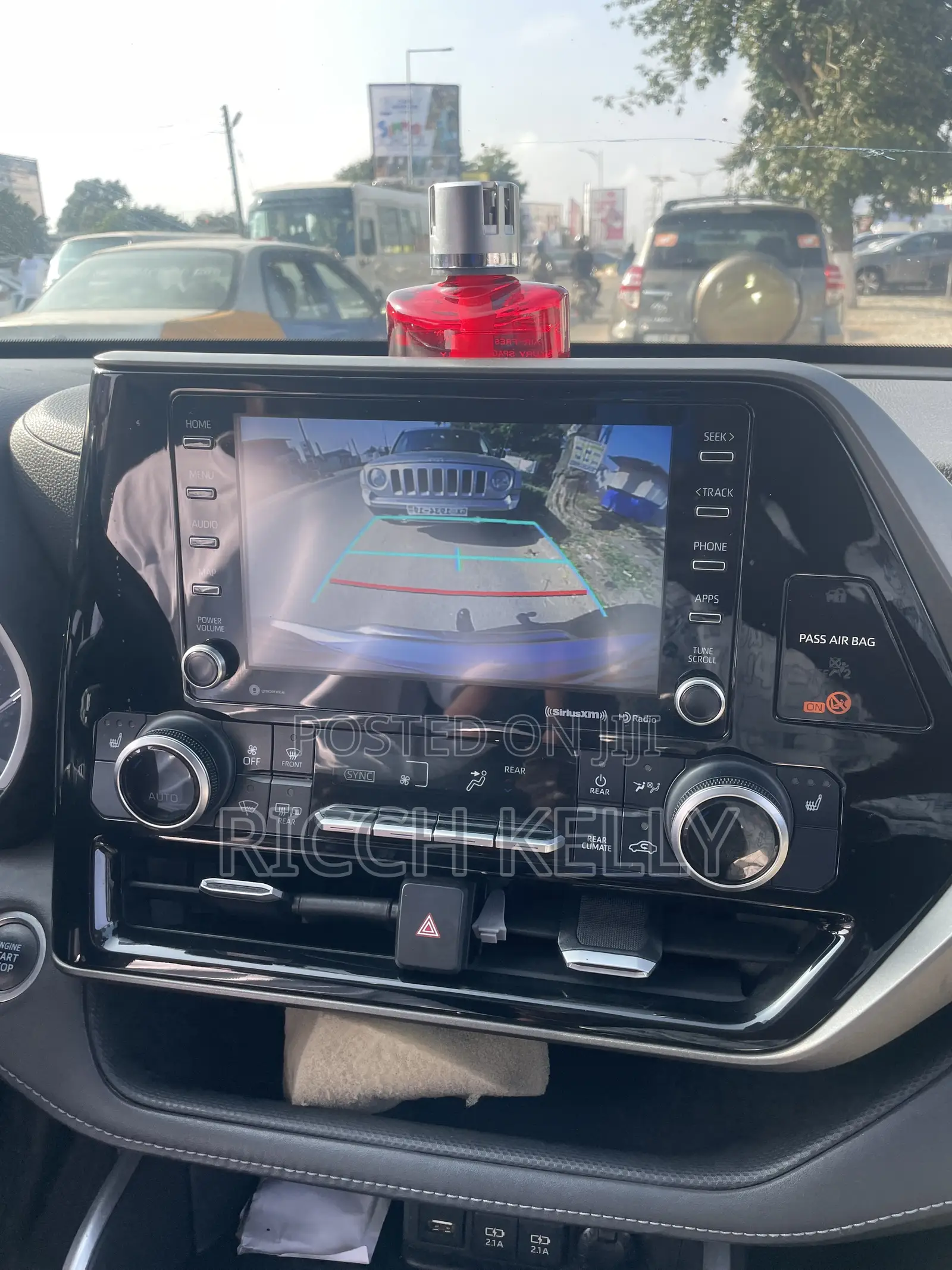 Toyota Highlander XSE 2021 Silver