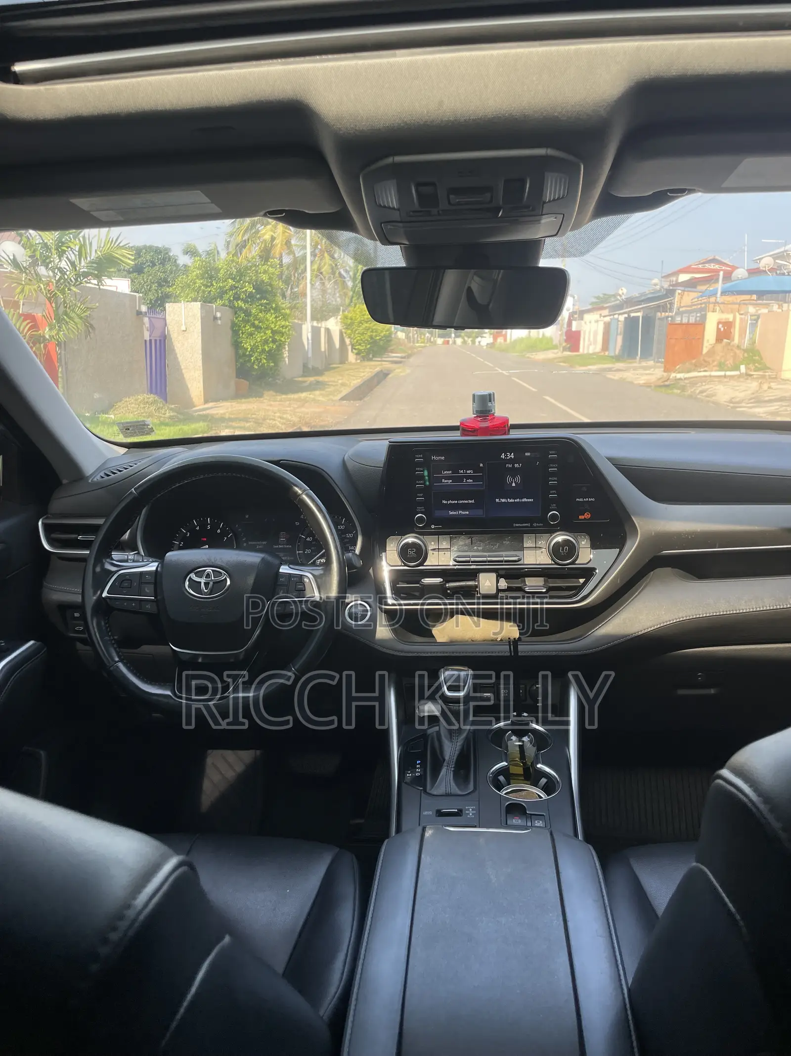 Toyota Highlander XSE 2021 Silver