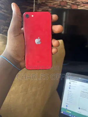 Apple iPhone SE (2020) 128 GB Red