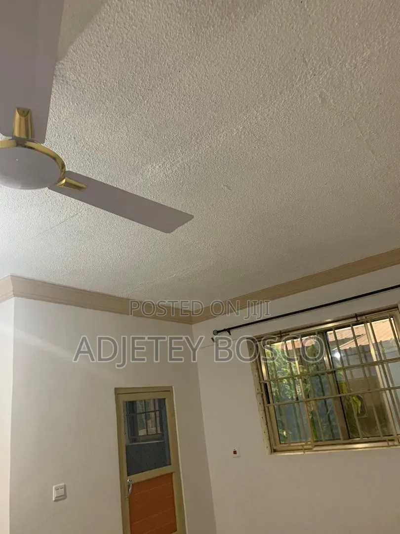 1bdrm Apartment in Bushroad, New Town for rent