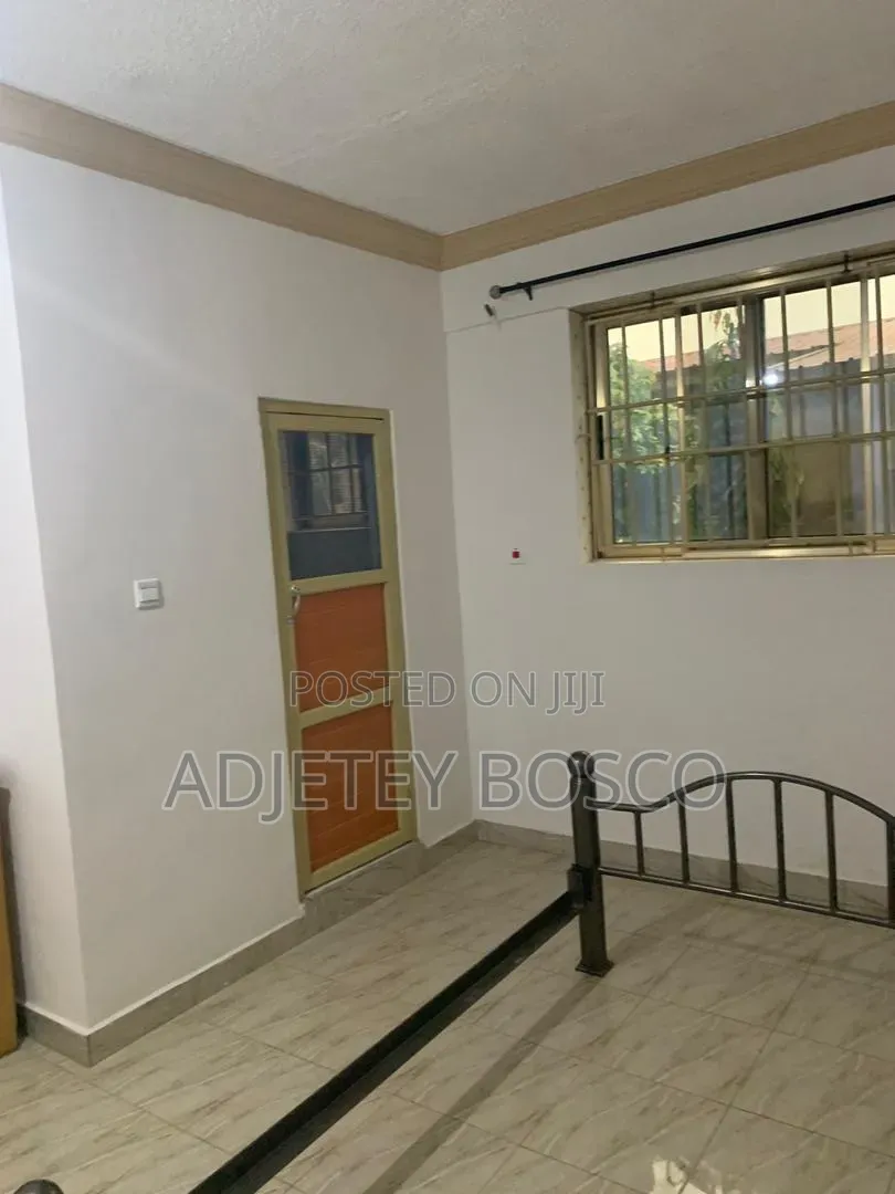 1bdrm Apartment in Bushroad, New Town for rent
