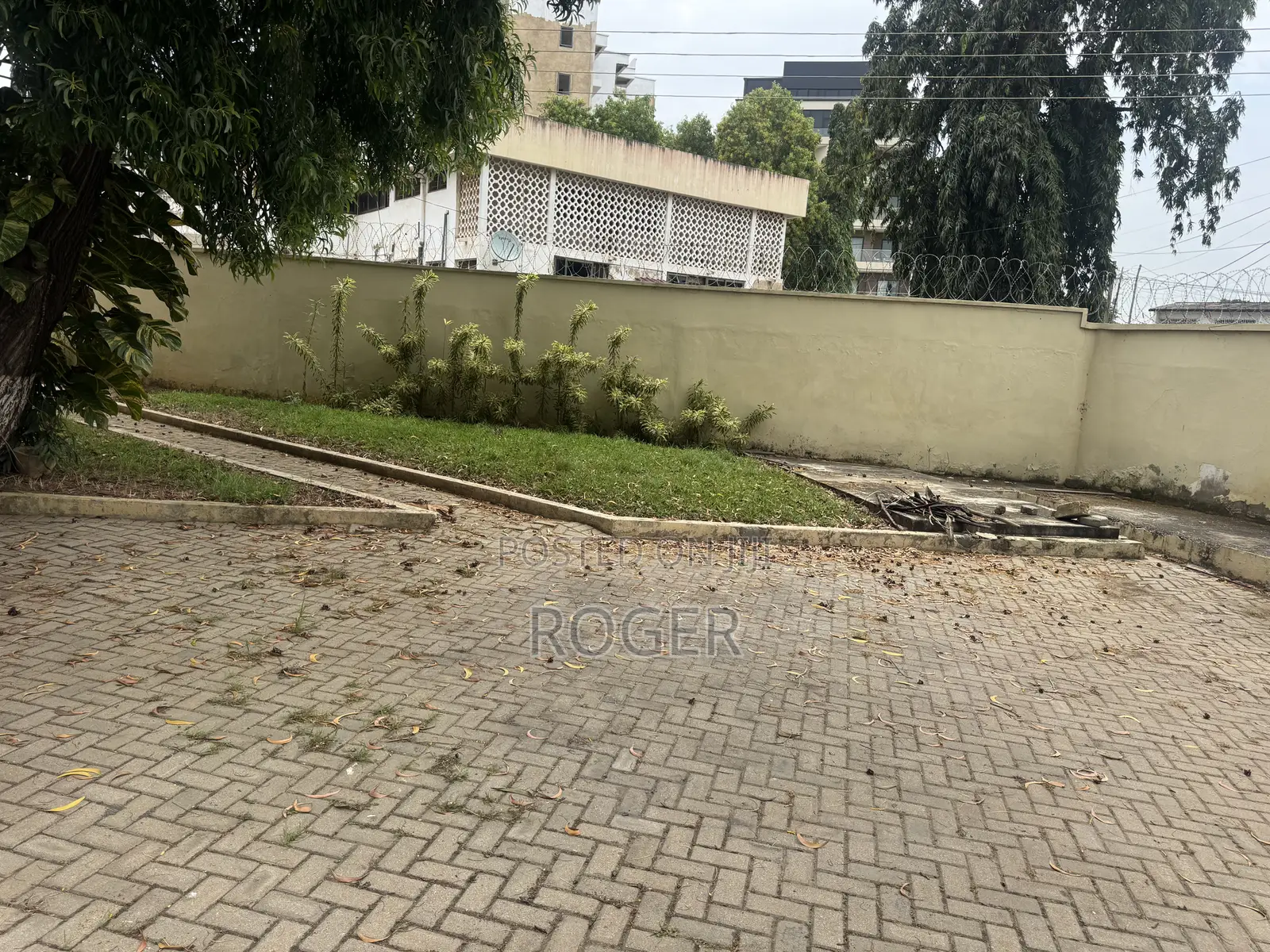 4bdrm House in Cantonment, Cantonments for rent