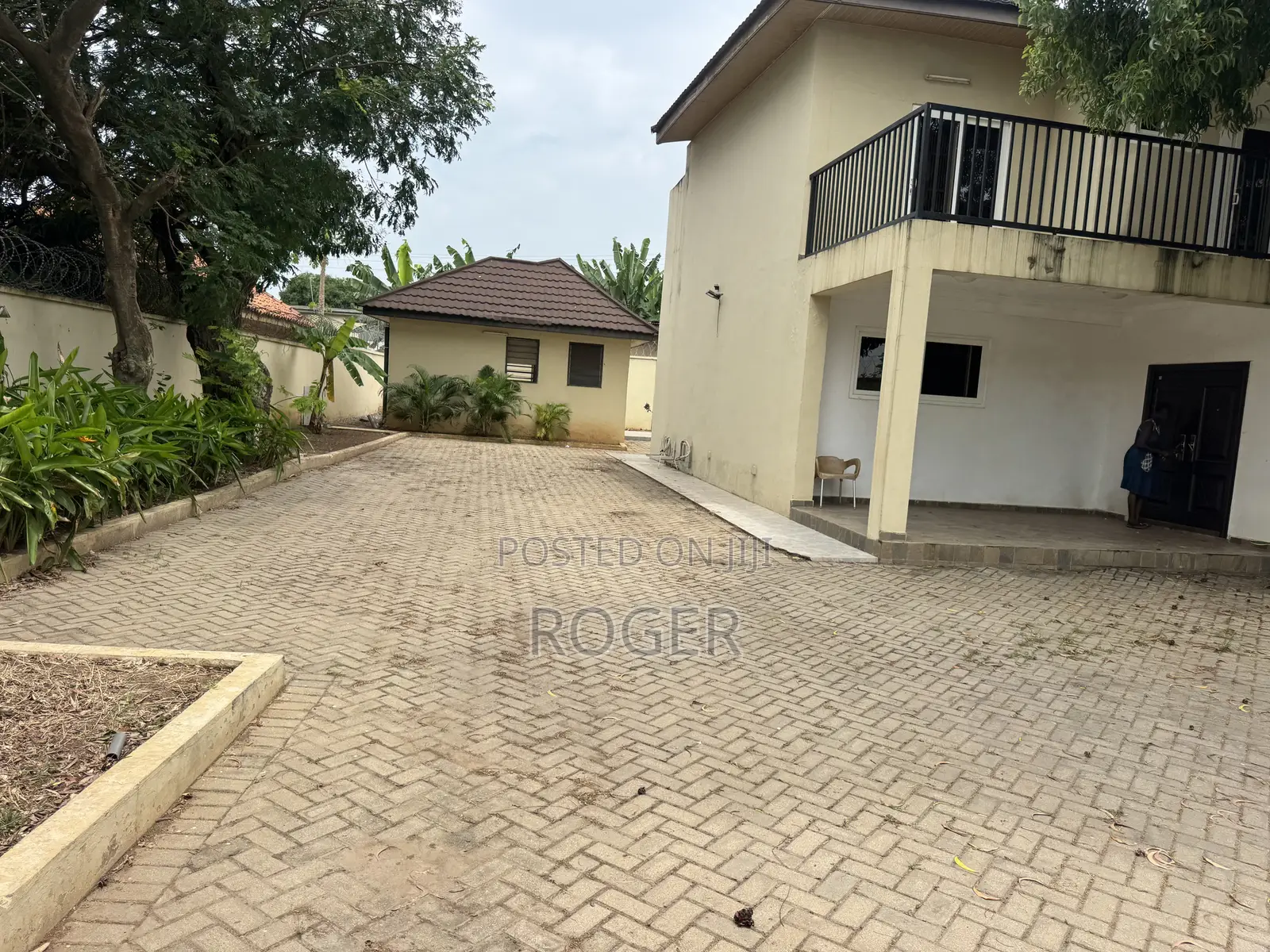 4bdrm House in Cantonment, Cantonments for rent