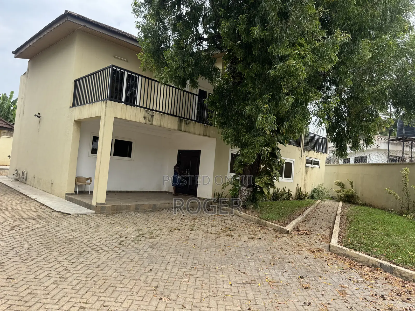 4bdrm House in Cantonment, Cantonments for rent