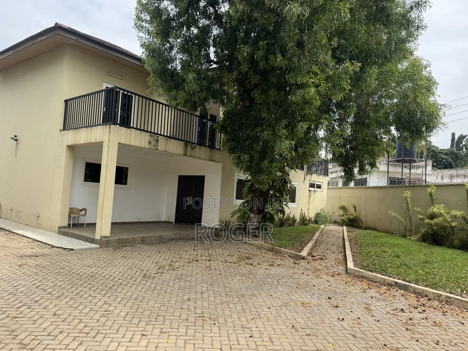 4bdrm House in Cantonment, Cantonments for rent