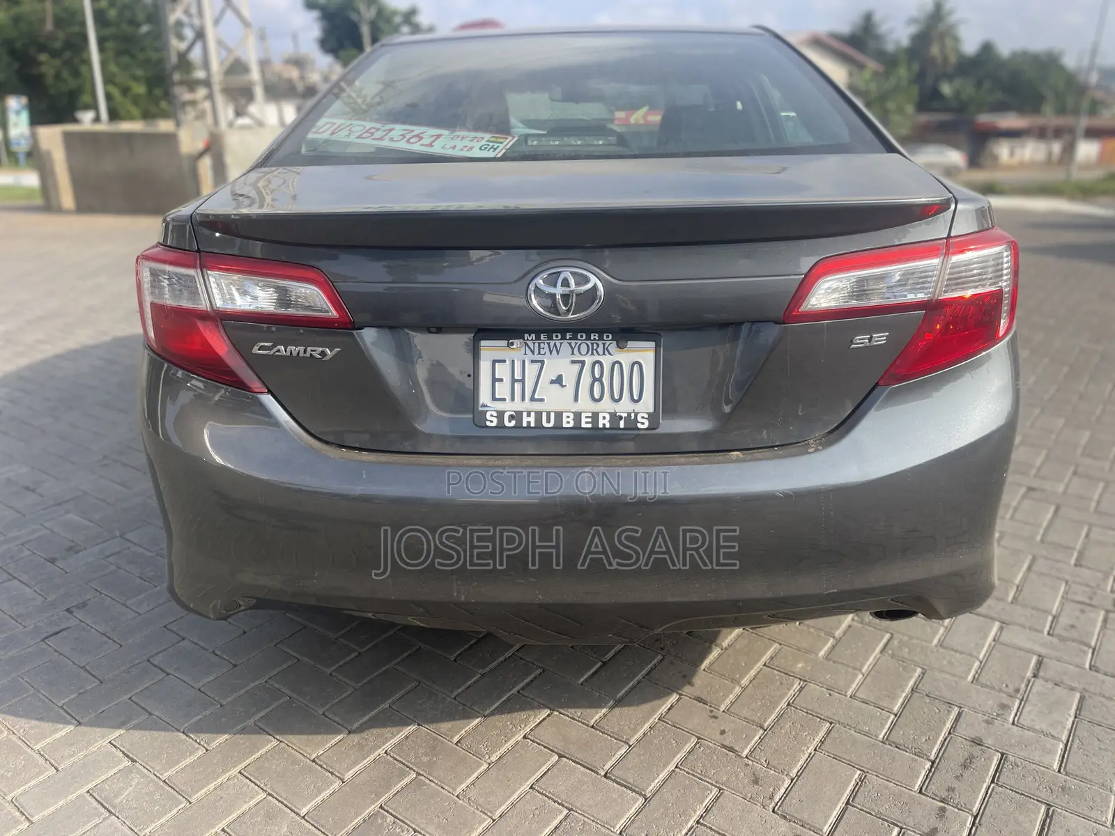 Toyota Camry SE 4dr Sedan (2.5L 4cyl 6A) 2015 Gray