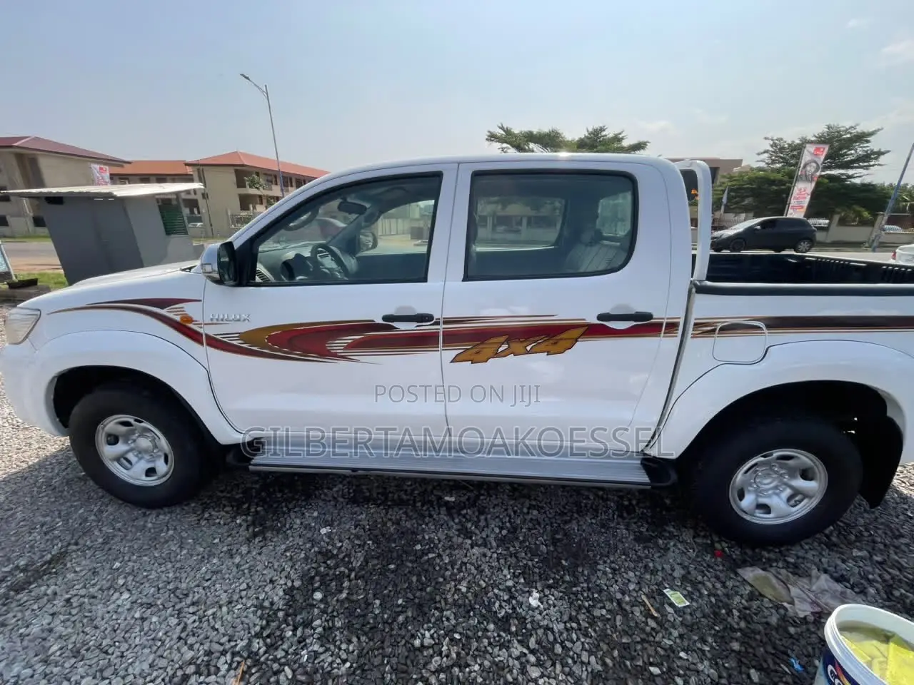 Toyota Hilux 2012 White