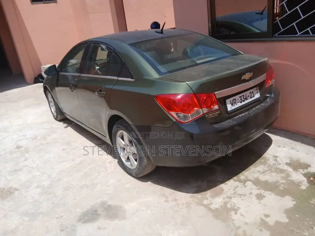 Chevrolet Cruze 2012 Green