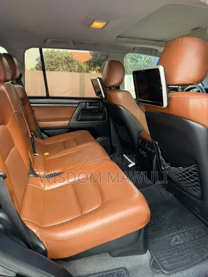 Toyota Land Cruiser 2017 Black