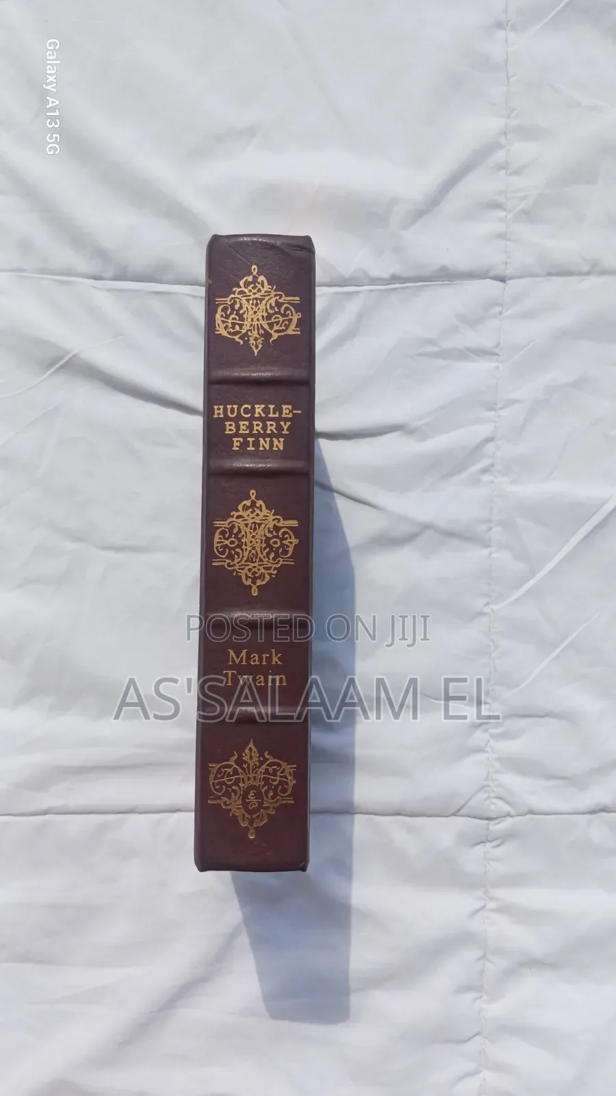 Mark Twain Classics Bundle – 2 Books (Used, Good Condition)