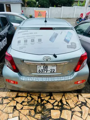Toyota Vitz 2012 Blue