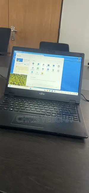 Laptop Fujitsu Lifebook E5412 8GB Intel Core i5 SSD 256GB