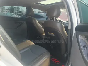 Hyundai Elantra 2014 White