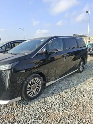New GAC GM8 2025 Black