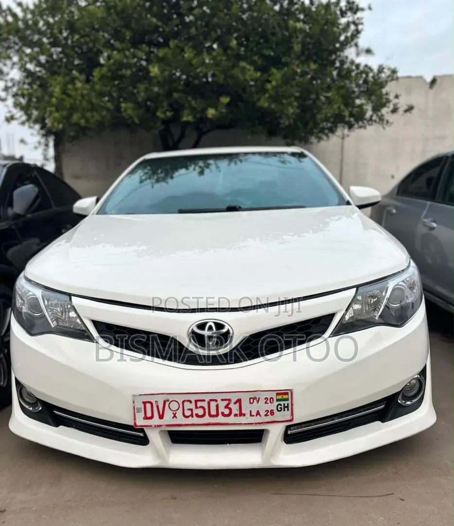 Toyota Camry 2014 White