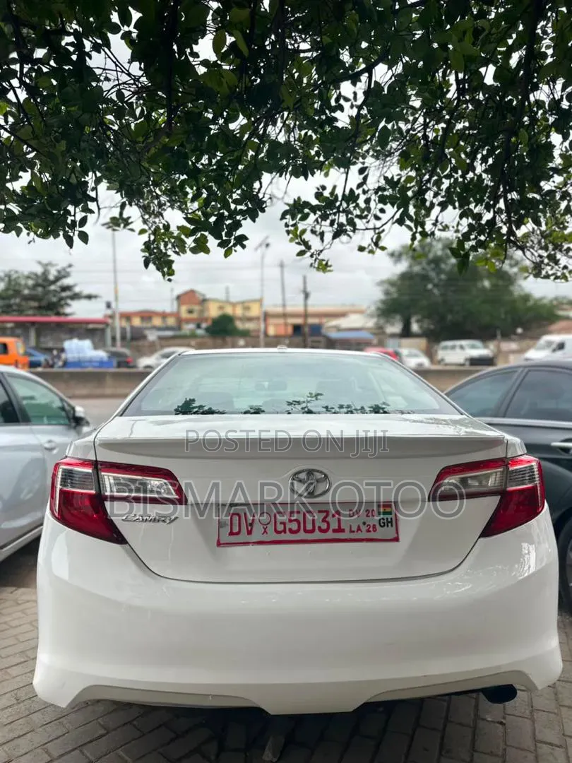 Toyota Camry 2014 White