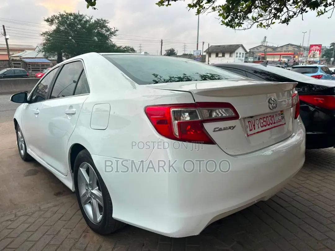 Toyota Camry 2014 White