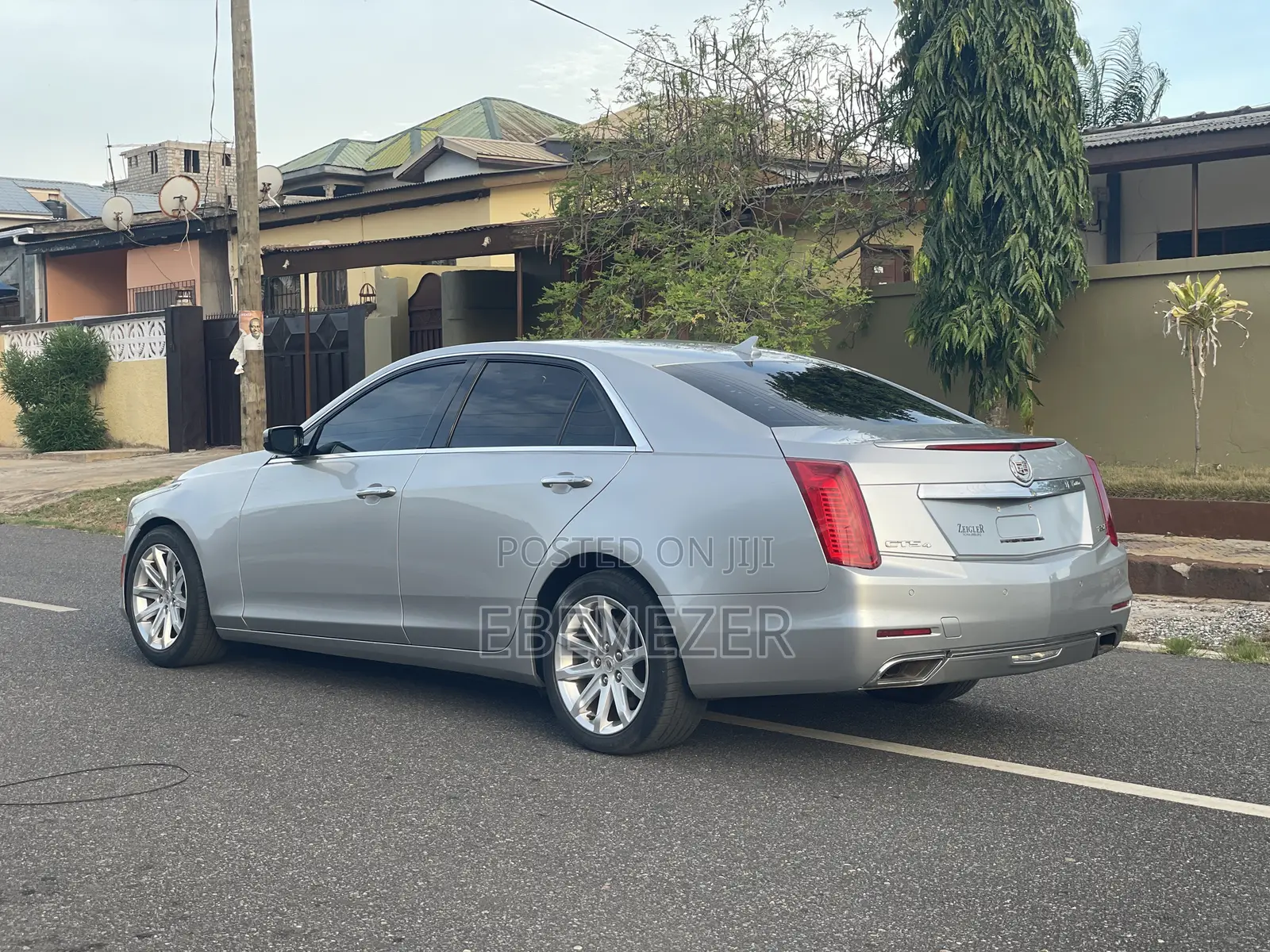 Cadillac CTS 2.0L Turbo Luxury Collection AWD 2016 Gray