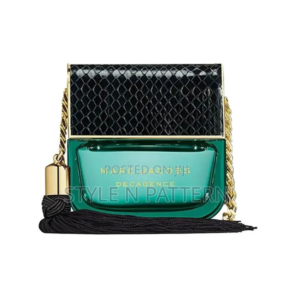 Marc Jacobs Decadence Perfume