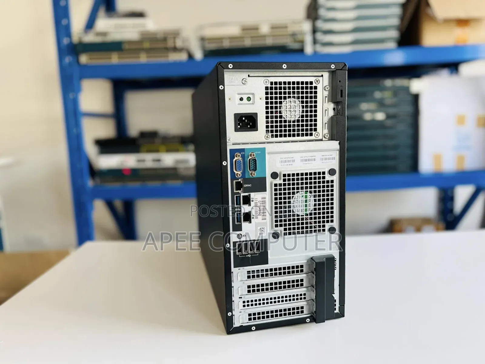 Server Dell PowerEdge T150 32GB Intel Xeon SSHD (Hybrid) 4T