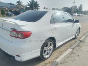 Toyota Corolla 2013 White