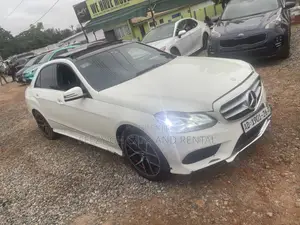 Mercedes-Benz E350 Base 4dr 4Matic Sedan AWD (3.5L 6cyl 7A) 2012 White