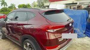 Hyundai Tucson Limited AWD 2017 Burgundy