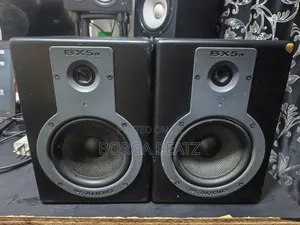 M-Audio Bx5a Studio Monitors