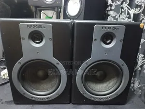 M-Audio Bx5a Studio Monitors