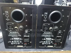 M-Audio Bx5a Studio Monitors