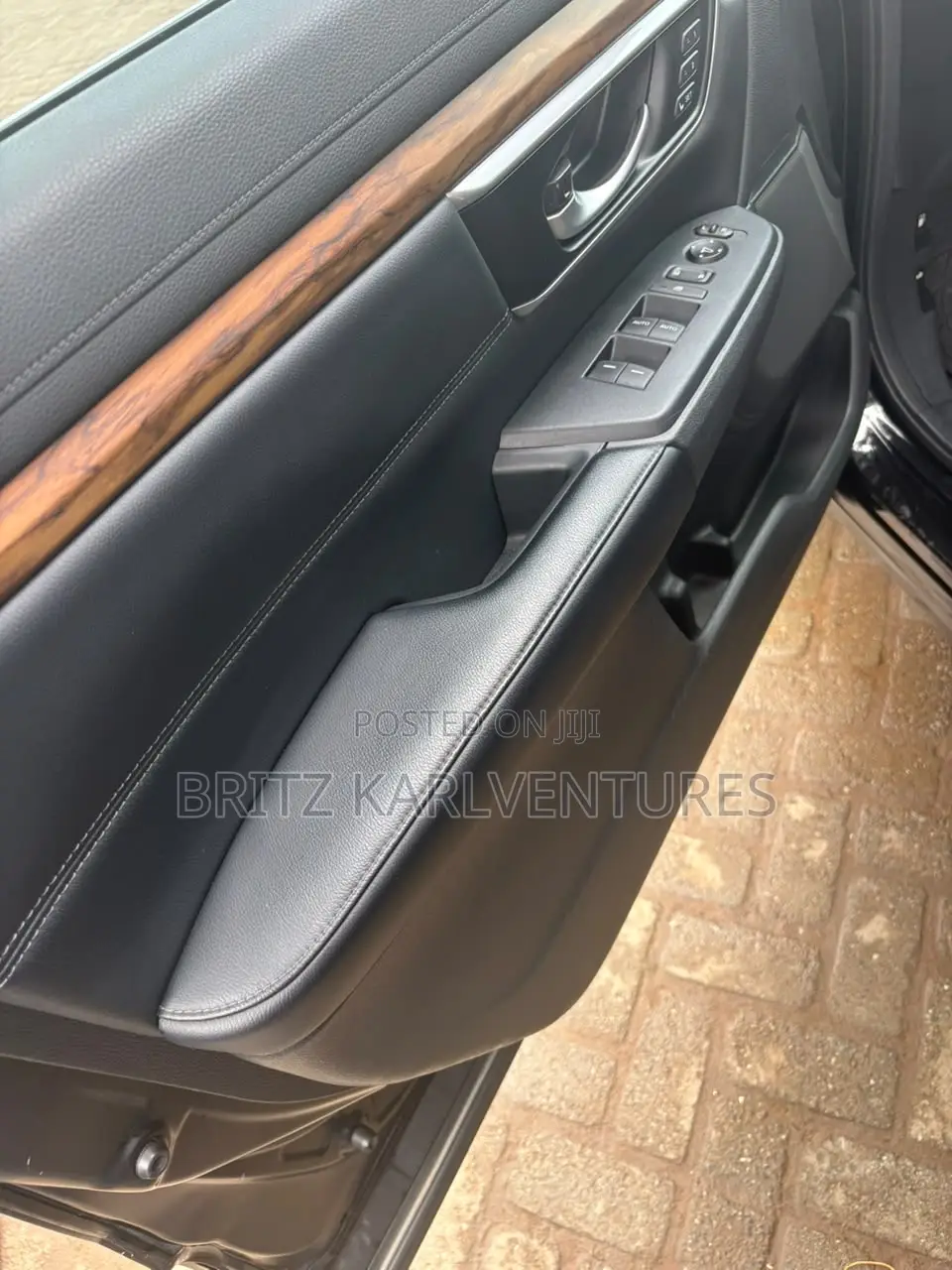 Honda CR-V Touring AWD 2018 Black