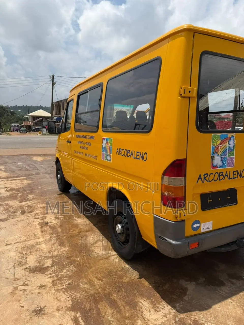 Mercedes-Benz Sprinter 1995 Yellow