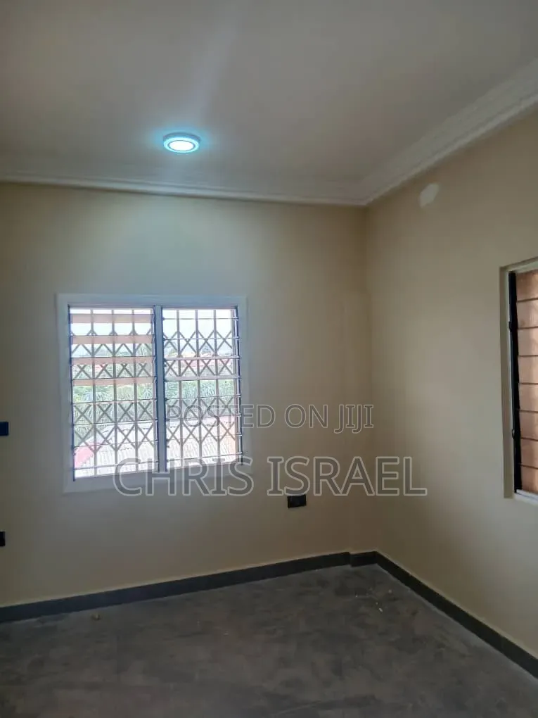 1bdrm Room & Parlour in Malejor for rent