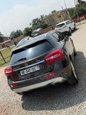Mercedes-Benz GLA 250 2015