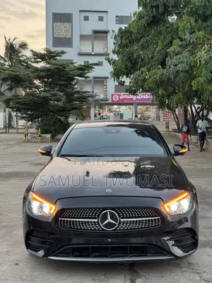 Mercedes-Benz E350 2021 Black