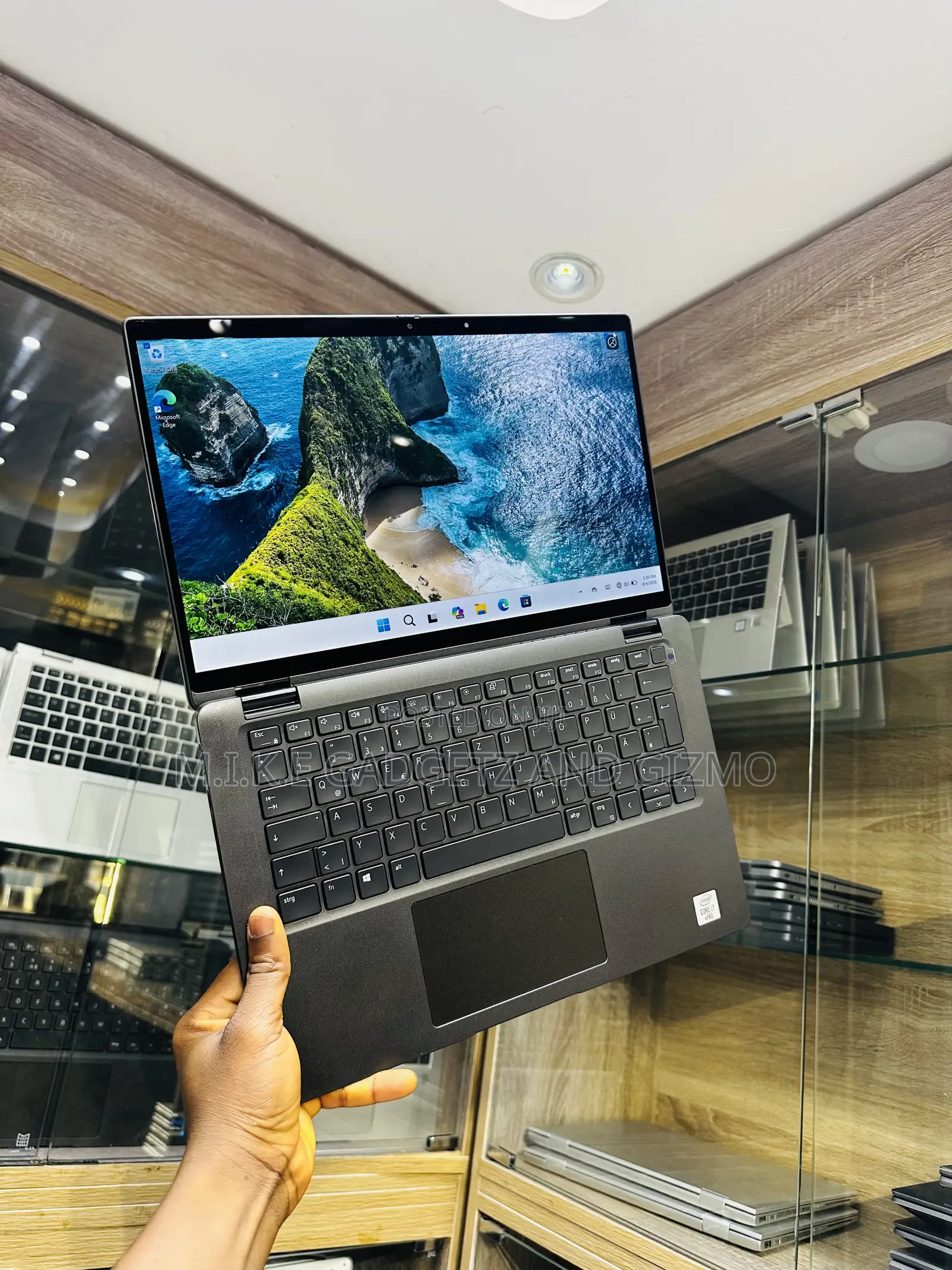 Laptop Dell Latitude 7410 16GB Intel Core i7 SSD 512GB