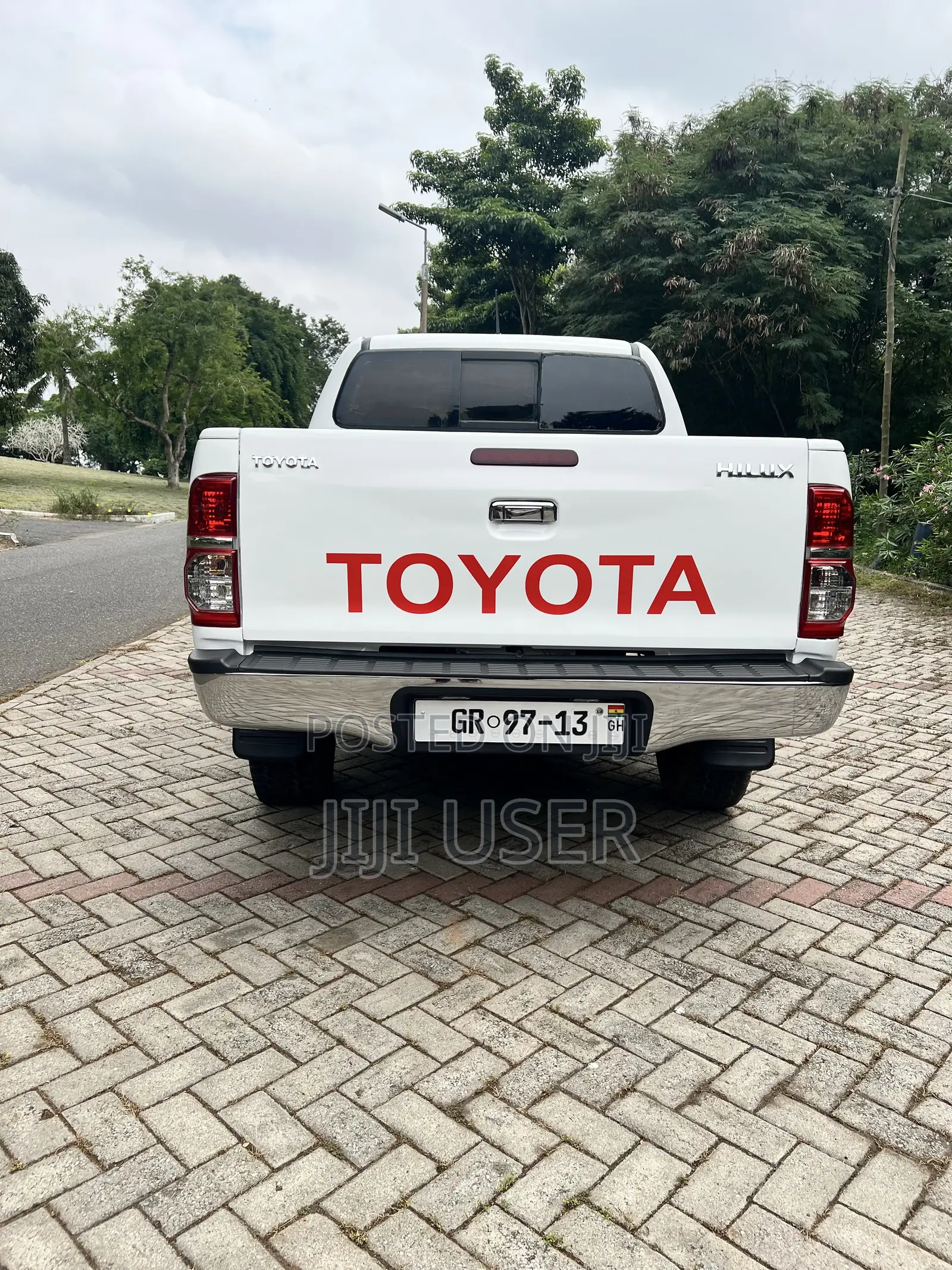 Toyota Hilux 3.0 D-4D 4x4 2013 White