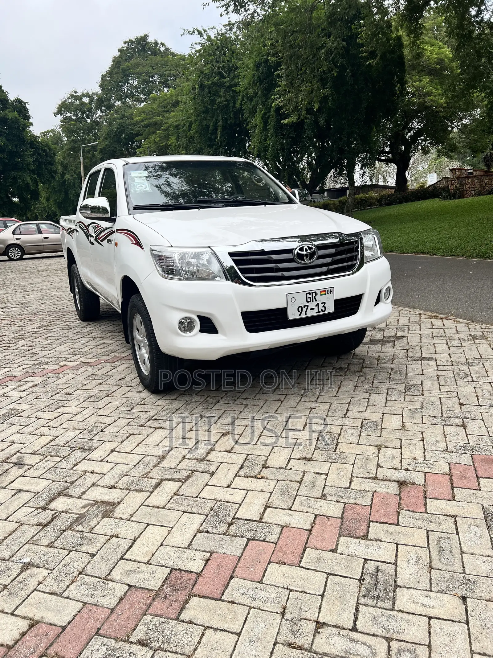 Toyota Hilux 3.0 D-4D 4x4 2013 White