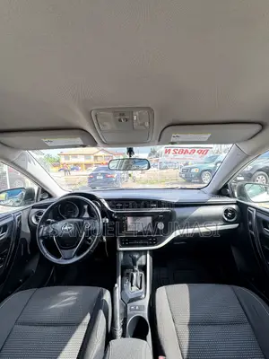 Toyota Corolla S 4dr Sedan (1.8L 4cyl CVT) 2016 White