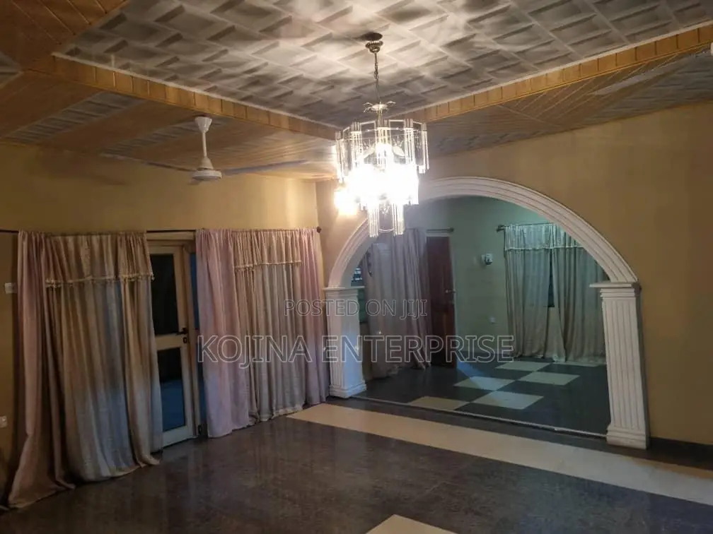 5bdrm House in Ahenema Kokoben, Kumasi Metropolitan for rent