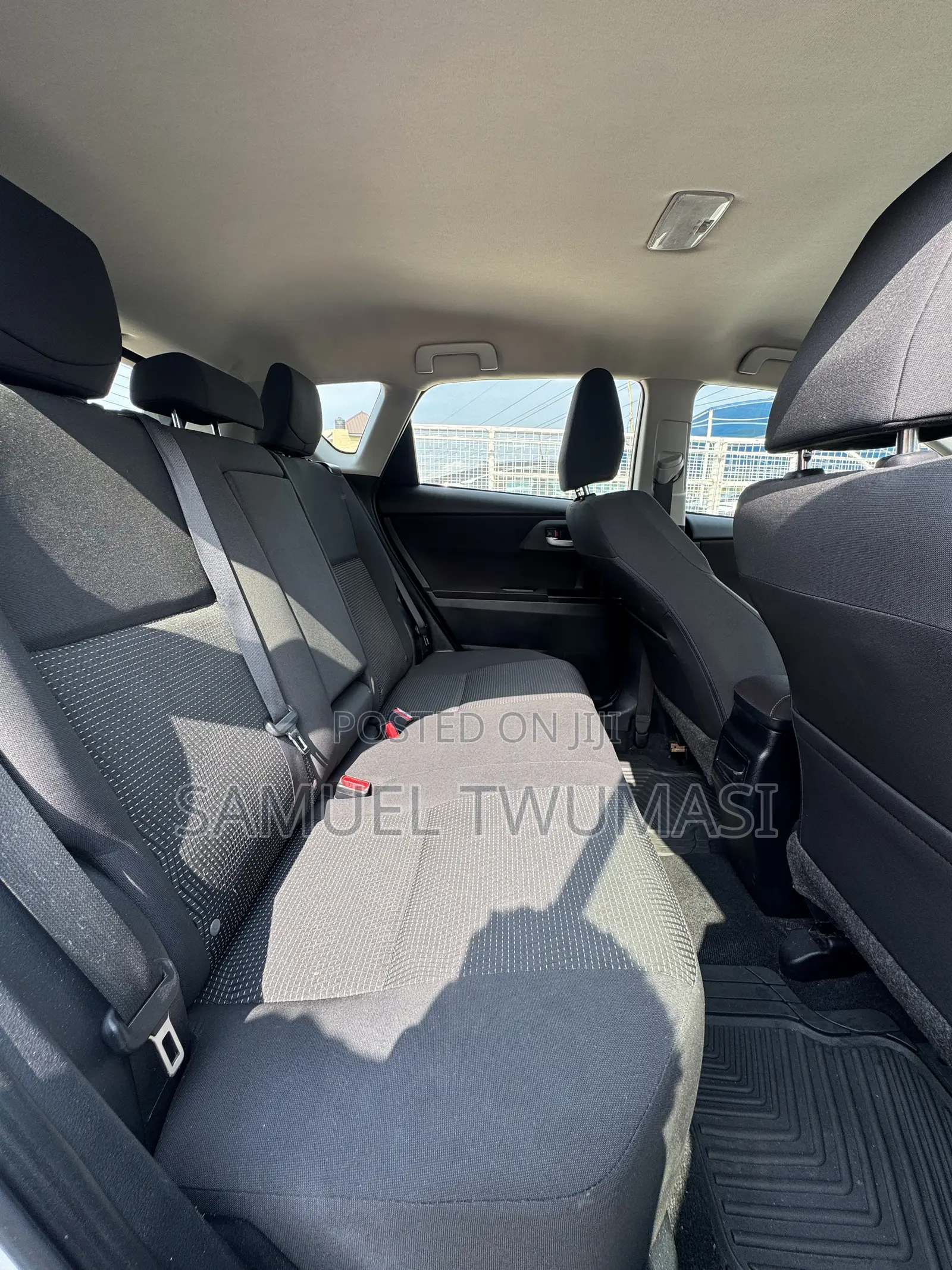 Toyota Corolla S 4dr Sedan (1.8L 4cyl CVT) 2016 White