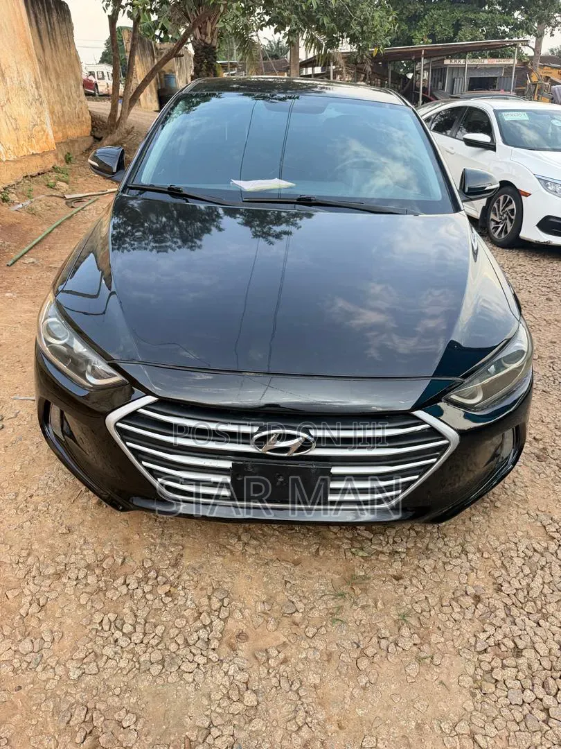 Hyundai Elantra 2017 Black