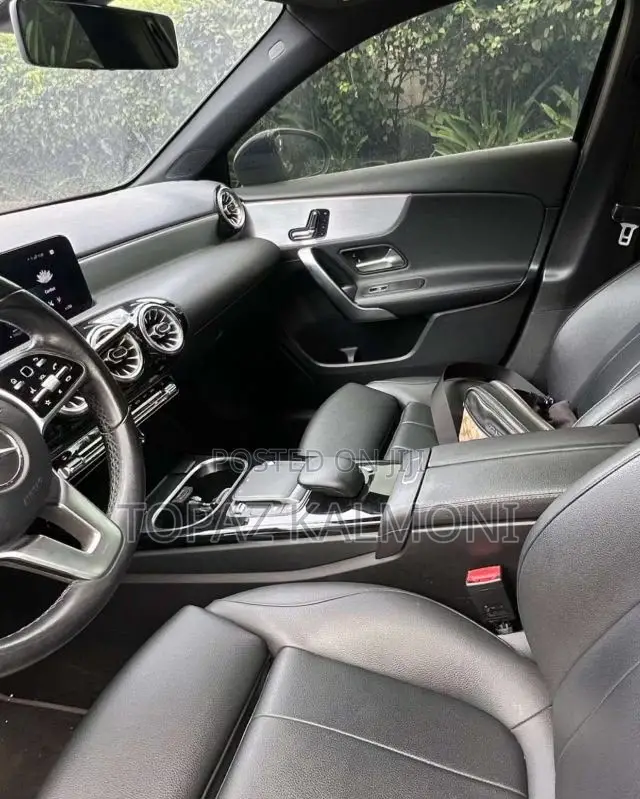 Mercedes-Benz A-Class 2022 Black