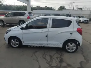 Chevrolet Spark 2015 White